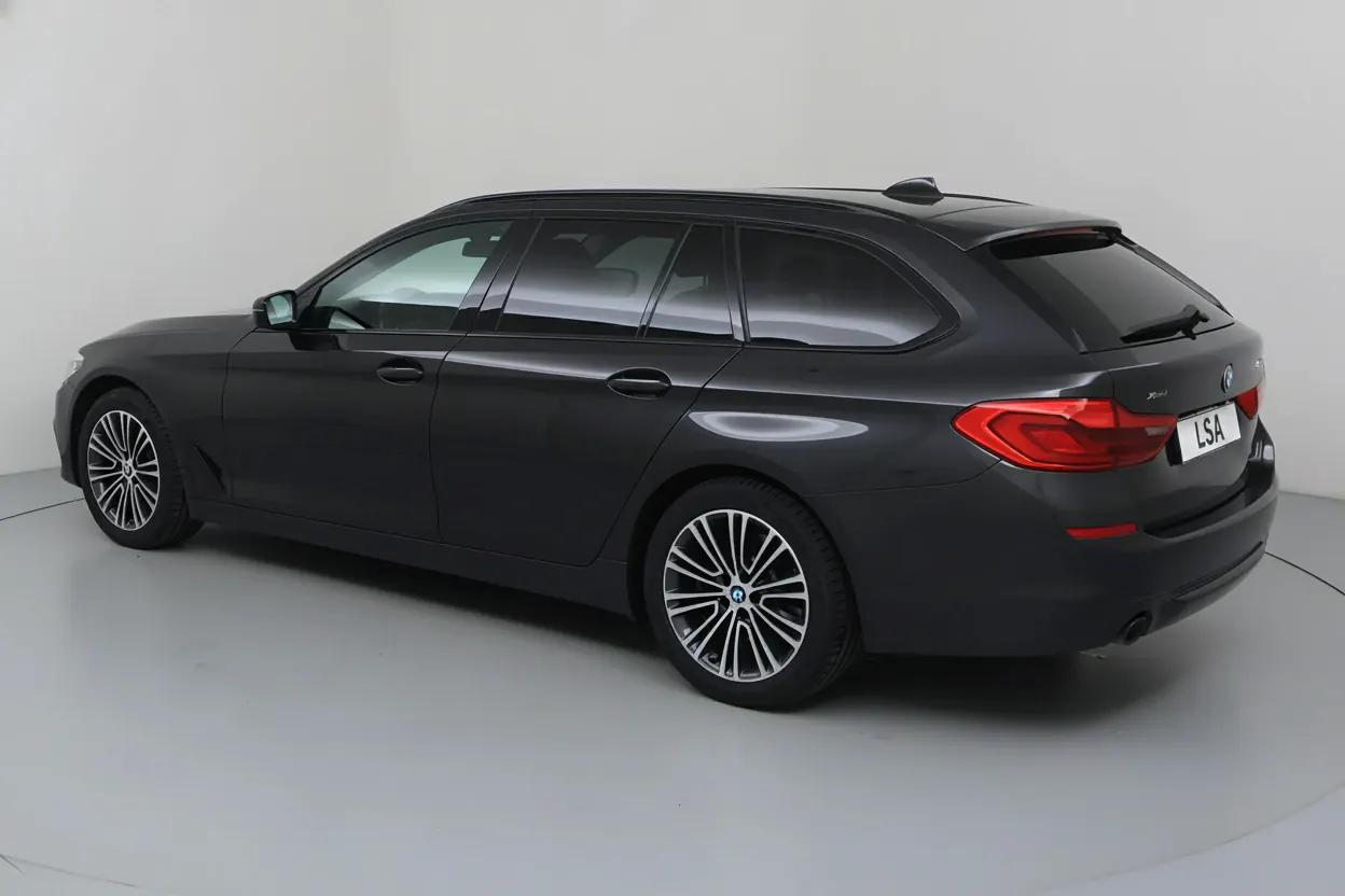 BMW Série 5 Marseille vue 3 BMW Série 5 en leasing sans apport à Marseille — vue 3