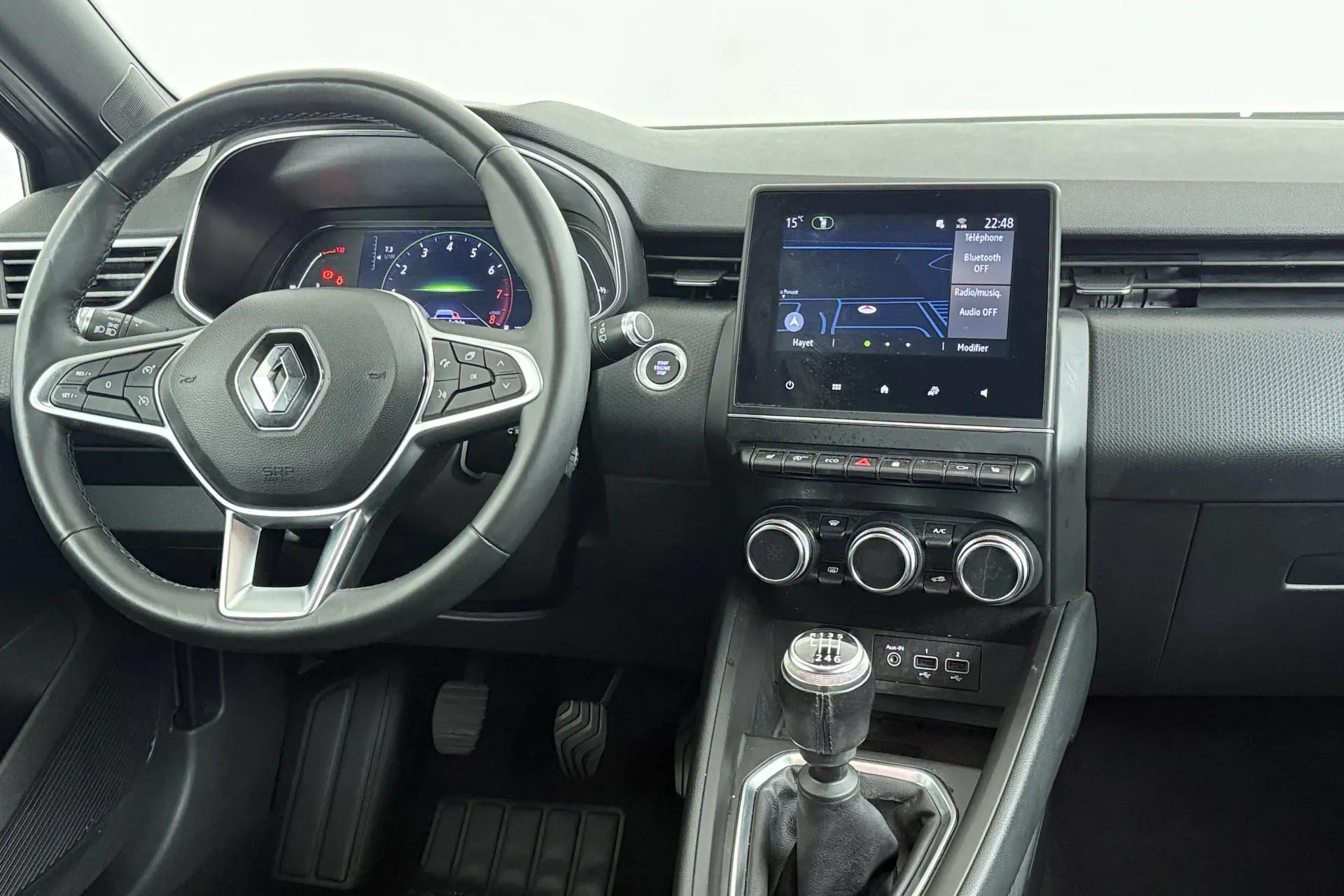 Renault Clio V Marseille vue 4 Renault Clio V en leasing sans apport à Marseille — vue 4