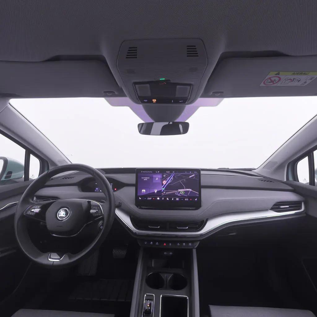 Skoda Enyaq Marseille vue 5 Skoda Enyaq en leasing sans apport à Marseille — vue 5