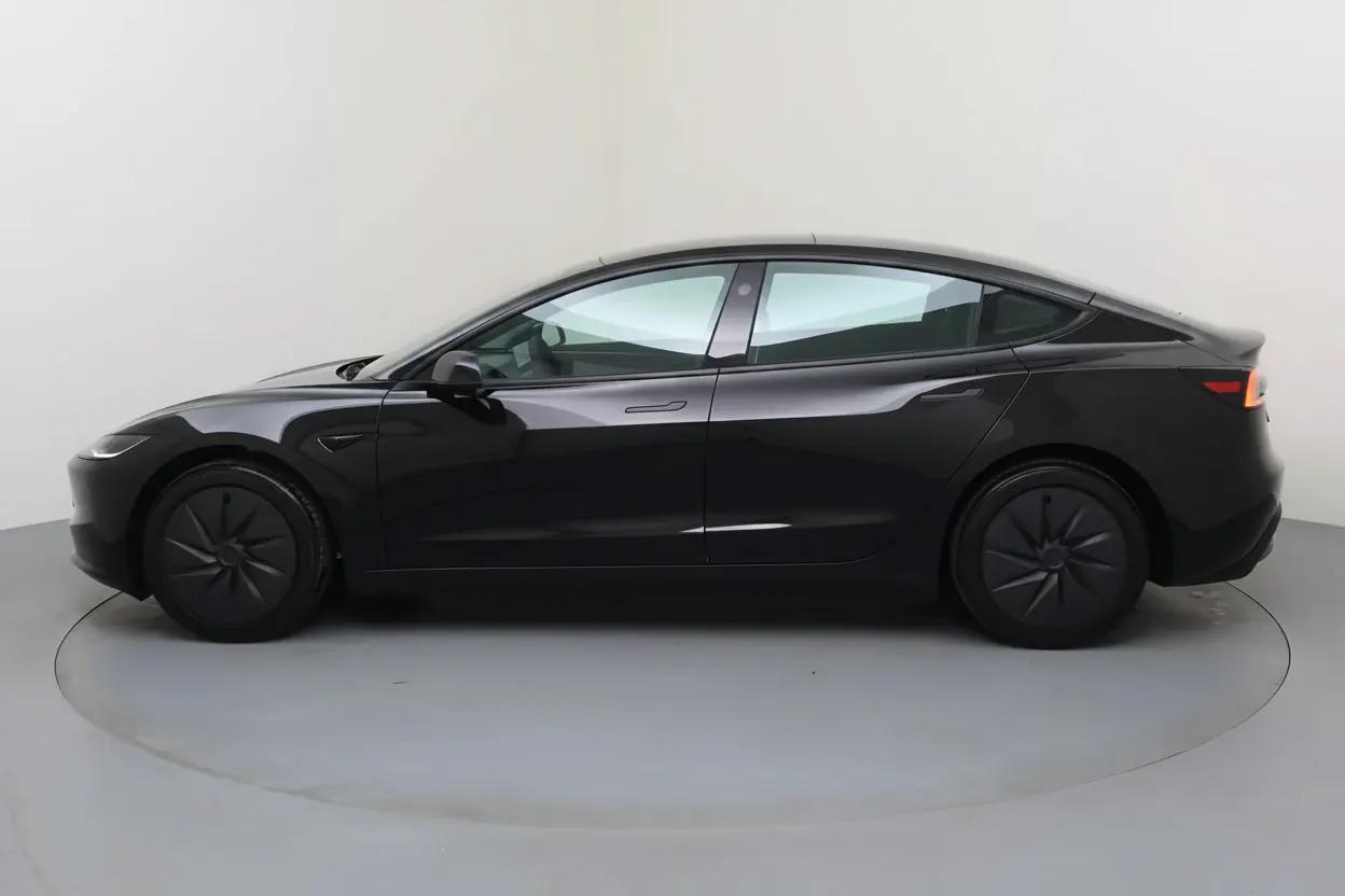 Tesla Model 3 Marseille vue 2 Tesla Model 3 en leasing sans apport à Marseille — vue 2